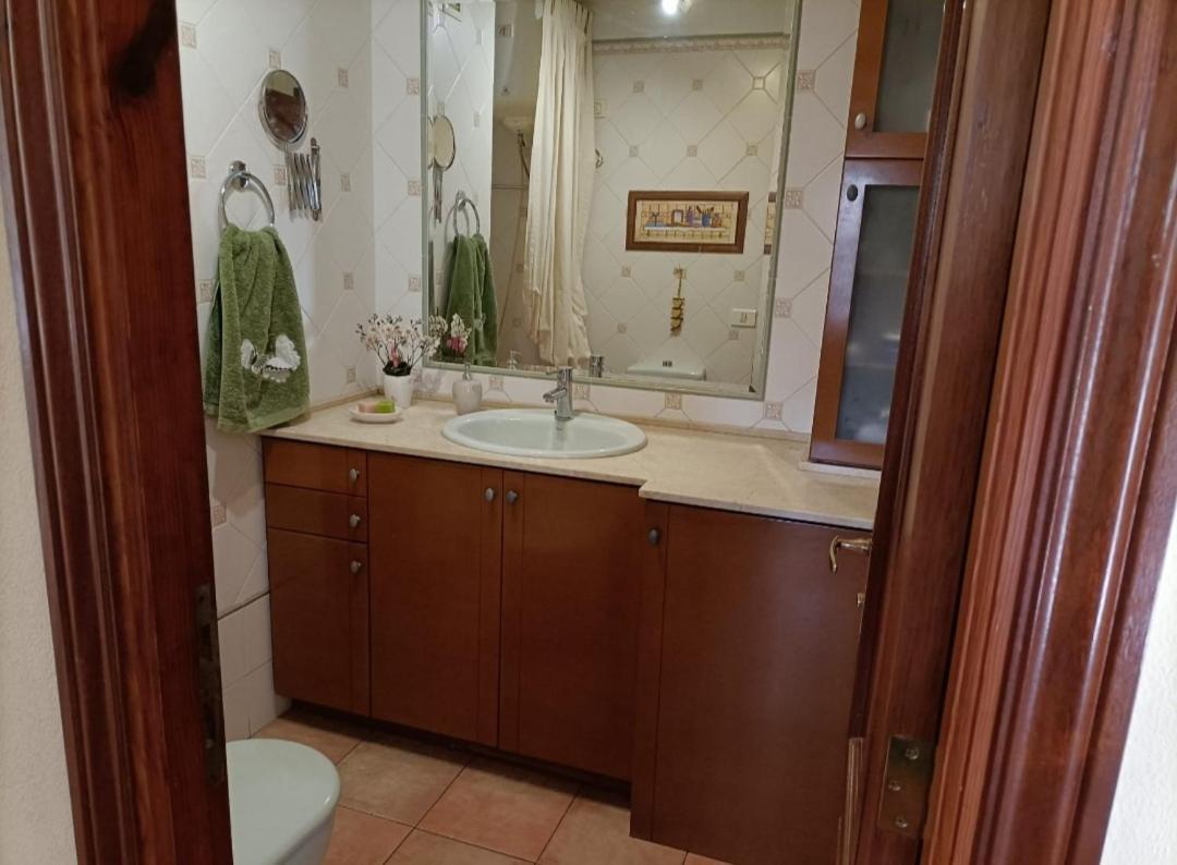 Ferienwohnung Apartamento En La Mejor Zona De Santa Cruz Exterior foto